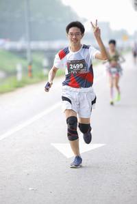 BIB: 2499
                            <button type="button" onclick="openModal(6371464)" class="btn btn-primary btn-sm float-right btn-popup" data-toggle="modal" data-target=".modal-high-quality">
                        <i class="fas fa-shopping-cart"></i> Add to Cart
                    </button>
                                            <button type="button" onclick="isThisMe(6371464, true)" class="btn btn-success btn-sm float-right btn-popup btn-isme hidden" data-toggle="tooltip" data-placement="bottom" title="นี่คือรูปของคุณใช่ไหม คลิกที่นี่เพื่อเอาเข้าอัลบั้ม">
                        <i class="fas fa-plus"></i> Add to album
                    </button>
                    <button type="button" onclick="isThisMe(6371464, false)" class="btn btn-warning btn-sm float-right btn-popup btn-isnotme hidden">
                        <i class="fas fa-ban"></i> Remove from album
                    </button>