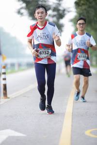 BIB: 6732, 6150
                            <button type="button" onclick="openModal(6371326)" class="btn btn-primary btn-sm float-right btn-popup" data-toggle="modal" data-target=".modal-high-quality">
                        <i class="fas fa-shopping-cart"></i> Add to Cart
                    </button>
                                            <button type="button" onclick="isThisMe(6371326, true)" class="btn btn-success btn-sm float-right btn-popup btn-isme hidden" data-toggle="tooltip" data-placement="bottom" title="นี่คือรูปของคุณใช่ไหม คลิกที่นี่เพื่อเอาเข้าอัลบั้ม">
                        <i class="fas fa-plus"></i> Add to album
                    </button>
                    <button type="button" onclick="isThisMe(6371326, false)" class="btn btn-warning btn-sm float-right btn-popup btn-isnotme hidden">
                        <i class="fas fa-ban"></i> Remove from album
                    </button>