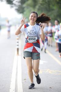 BIB: 6950
                            <button type="button" onclick="openModal(6371460)" class="btn btn-primary btn-sm float-right btn-popup" data-toggle="modal" data-target=".modal-high-quality">
                        <i class="fas fa-shopping-cart"></i> Add to Cart
                    </button>
                                            <button type="button" onclick="isThisMe(6371460, true)" class="btn btn-success btn-sm float-right btn-popup btn-isme hidden" data-toggle="tooltip" data-placement="bottom" title="นี่คือรูปของคุณใช่ไหม คลิกที่นี่เพื่อเอาเข้าอัลบั้ม">
                        <i class="fas fa-plus"></i> Add to album
                    </button>
                    <button type="button" onclick="isThisMe(6371460, false)" class="btn btn-warning btn-sm float-right btn-popup btn-isnotme hidden">
                        <i class="fas fa-ban"></i> Remove from album
                    </button>