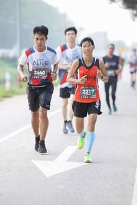 BIB: 2440, 2217
                            <button type="button" onclick="openModal(6372320)" class="btn btn-primary btn-sm float-right btn-popup" data-toggle="modal" data-target=".modal-high-quality">
                        <i class="fas fa-shopping-cart"></i> Add to Cart
                    </button>
                                            <button type="button" onclick="isThisMe(6372320, true)" class="btn btn-success btn-sm float-right btn-popup btn-isme hidden" data-toggle="tooltip" data-placement="bottom" title="นี่คือรูปของคุณใช่ไหม คลิกที่นี่เพื่อเอาเข้าอัลบั้ม">
                        <i class="fas fa-plus"></i> Add to album
                    </button>
                    <button type="button" onclick="isThisMe(6372320, false)" class="btn btn-warning btn-sm float-right btn-popup btn-isnotme hidden">
                        <i class="fas fa-ban"></i> Remove from album
                    </button>