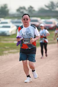 BIB: 6501
                            <button type="button" onclick="openModal(6369997)" class="btn btn-primary btn-sm float-right btn-popup" data-toggle="modal" data-target=".modal-high-quality">
                        <i class="fas fa-shopping-cart"></i> Add to Cart
                    </button>
                                            <button type="button" onclick="isThisMe(6369997, true)" class="btn btn-success btn-sm float-right btn-popup btn-isme hidden" data-toggle="tooltip" data-placement="bottom" title="นี่คือรูปของคุณใช่ไหม คลิกที่นี่เพื่อเอาเข้าอัลบั้ม">
                        <i class="fas fa-plus"></i> Add to album
                    </button>
                    <button type="button" onclick="isThisMe(6369997, false)" class="btn btn-warning btn-sm float-right btn-popup btn-isnotme hidden">
                        <i class="fas fa-ban"></i> Remove from album
                    </button>