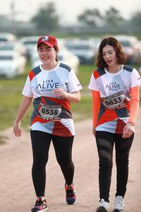 BIB: 6633, 6538
                            <button type="button" onclick="openModal(6371040)" class="btn btn-primary btn-sm float-right btn-popup" data-toggle="modal" data-target=".modal-high-quality">
                        <i class="fas fa-shopping-cart"></i> Add to Cart
                    </button>
                                            <button type="button" onclick="isThisMe(6371040, true)" class="btn btn-success btn-sm float-right btn-popup btn-isme hidden" data-toggle="tooltip" data-placement="bottom" title="นี่คือรูปของคุณใช่ไหม คลิกที่นี่เพื่อเอาเข้าอัลบั้ม">
                        <i class="fas fa-plus"></i> Add to album
                    </button>
                    <button type="button" onclick="isThisMe(6371040, false)" class="btn btn-warning btn-sm float-right btn-popup btn-isnotme hidden">
                        <i class="fas fa-ban"></i> Remove from album
                    </button>