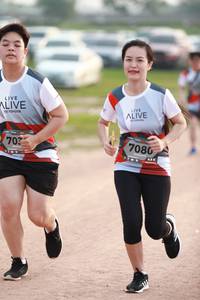 BIB: 707, 7080
                            <button type="button" onclick="openModal(6370989)" class="btn btn-primary btn-sm float-right btn-popup" data-toggle="modal" data-target=".modal-high-quality">
                        <i class="fas fa-shopping-cart"></i> Add to Cart
                    </button>
                                            <button type="button" onclick="isThisMe(6370989, true)" class="btn btn-success btn-sm float-right btn-popup btn-isme hidden" data-toggle="tooltip" data-placement="bottom" title="นี่คือรูปของคุณใช่ไหม คลิกที่นี่เพื่อเอาเข้าอัลบั้ม">
                        <i class="fas fa-plus"></i> Add to album
                    </button>
                    <button type="button" onclick="isThisMe(6370989, false)" class="btn btn-warning btn-sm float-right btn-popup btn-isnotme hidden">
                        <i class="fas fa-ban"></i> Remove from album
                    </button>