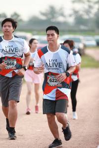 BIB: 866, 622
                            <button type="button" onclick="openModal(6370227)" class="btn btn-primary btn-sm float-right btn-popup" data-toggle="modal" data-target=".modal-high-quality">
                        <i class="fas fa-shopping-cart"></i> Add to Cart
                    </button>
                                            <button type="button" onclick="isThisMe(6370227, true)" class="btn btn-success btn-sm float-right btn-popup btn-isme hidden" data-toggle="tooltip" data-placement="bottom" title="นี่คือรูปของคุณใช่ไหม คลิกที่นี่เพื่อเอาเข้าอัลบั้ม">
                        <i class="fas fa-plus"></i> Add to album
                    </button>
                    <button type="button" onclick="isThisMe(6370227, false)" class="btn btn-warning btn-sm float-right btn-popup btn-isnotme hidden">
                        <i class="fas fa-ban"></i> Remove from album
                    </button>