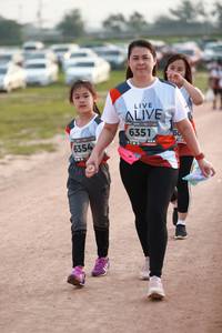 BIB: 6351, 6354
                            <button type="button" onclick="openModal(6371198)" class="btn btn-primary btn-sm float-right btn-popup" data-toggle="modal" data-target=".modal-high-quality">
                        <i class="fas fa-shopping-cart"></i> Add to Cart
                    </button>
                                            <button type="button" onclick="isThisMe(6371198, true)" class="btn btn-success btn-sm float-right btn-popup btn-isme hidden" data-toggle="tooltip" data-placement="bottom" title="นี่คือรูปของคุณใช่ไหม คลิกที่นี่เพื่อเอาเข้าอัลบั้ม">
                        <i class="fas fa-plus"></i> Add to album
                    </button>
                    <button type="button" onclick="isThisMe(6371198, false)" class="btn btn-warning btn-sm float-right btn-popup btn-isnotme hidden">
                        <i class="fas fa-ban"></i> Remove from album
                    </button>