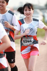 BIB: 6344
                            <button type="button" onclick="openModal(6371014)" class="btn btn-primary btn-sm float-right btn-popup" data-toggle="modal" data-target=".modal-high-quality">
                        <i class="fas fa-shopping-cart"></i> Add to Cart
                    </button>
                                            <button type="button" onclick="isThisMe(6371014, true)" class="btn btn-success btn-sm float-right btn-popup btn-isme hidden" data-toggle="tooltip" data-placement="bottom" title="นี่คือรูปของคุณใช่ไหม คลิกที่นี่เพื่อเอาเข้าอัลบั้ม">
                        <i class="fas fa-plus"></i> Add to album
                    </button>
                    <button type="button" onclick="isThisMe(6371014, false)" class="btn btn-warning btn-sm float-right btn-popup btn-isnotme hidden">
                        <i class="fas fa-ban"></i> Remove from album
                    </button>