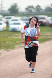 BIB: 6256
                            <button type="button" onclick="openModal(6370093)" class="btn btn-primary btn-sm float-right btn-popup" data-toggle="modal" data-target=".modal-high-quality">
                        <i class="fas fa-shopping-cart"></i> Add to Cart
                    </button>
                                            <button type="button" onclick="isThisMe(6370093, true)" class="btn btn-success btn-sm float-right btn-popup btn-isme hidden" data-toggle="tooltip" data-placement="bottom" title="นี่คือรูปของคุณใช่ไหม คลิกที่นี่เพื่อเอาเข้าอัลบั้ม">
                        <i class="fas fa-plus"></i> Add to album
                    </button>
                    <button type="button" onclick="isThisMe(6370093, false)" class="btn btn-warning btn-sm float-right btn-popup btn-isnotme hidden">
                        <i class="fas fa-ban"></i> Remove from album
                    </button>