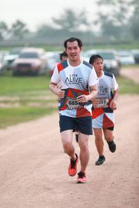 BIB: 685
                            <button type="button" onclick="openModal(6368875)" class="btn btn-primary btn-sm float-right btn-popup" data-toggle="modal" data-target=".modal-high-quality">
                        <i class="fas fa-shopping-cart"></i> Add to Cart
                    </button>
                                            <button type="button" onclick="isThisMe(6368875, true)" class="btn btn-success btn-sm float-right btn-popup btn-isme hidden" data-toggle="tooltip" data-placement="bottom" title="นี่คือรูปของคุณใช่ไหม คลิกที่นี่เพื่อเอาเข้าอัลบั้ม">
                        <i class="fas fa-plus"></i> Add to album
                    </button>
                    <button type="button" onclick="isThisMe(6368875, false)" class="btn btn-warning btn-sm float-right btn-popup btn-isnotme hidden">
                        <i class="fas fa-ban"></i> Remove from album
                    </button>