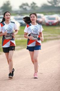 BIB: 6605, 506
                            <button type="button" onclick="openModal(6371011)" class="btn btn-primary btn-sm float-right btn-popup" data-toggle="modal" data-target=".modal-high-quality">
                        <i class="fas fa-shopping-cart"></i> Add to Cart
                    </button>
                                            <button type="button" onclick="isThisMe(6371011, true)" class="btn btn-success btn-sm float-right btn-popup btn-isme hidden" data-toggle="tooltip" data-placement="bottom" title="นี่คือรูปของคุณใช่ไหม คลิกที่นี่เพื่อเอาเข้าอัลบั้ม">
                        <i class="fas fa-plus"></i> Add to album
                    </button>
                    <button type="button" onclick="isThisMe(6371011, false)" class="btn btn-warning btn-sm float-right btn-popup btn-isnotme hidden">
                        <i class="fas fa-ban"></i> Remove from album
                    </button>