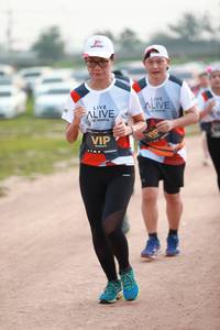 BIB: 
                            <button type="button" onclick="openModal(6370125)" class="btn btn-primary btn-sm float-right btn-popup" data-toggle="modal" data-target=".modal-high-quality">
                        <i class="fas fa-shopping-cart"></i> Add to Cart
                    </button>
                                            <button type="button" onclick="isThisMe(6370125, true)" class="btn btn-success btn-sm float-right btn-popup btn-isme hidden" data-toggle="tooltip" data-placement="bottom" title="นี่คือรูปของคุณใช่ไหม คลิกที่นี่เพื่อเอาเข้าอัลบั้ม">
                        <i class="fas fa-plus"></i> Add to album
                    </button>
                    <button type="button" onclick="isThisMe(6370125, false)" class="btn btn-warning btn-sm float-right btn-popup btn-isnotme hidden">
                        <i class="fas fa-ban"></i> Remove from album
                    </button>