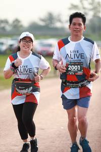 BIB: 2001, 128
                            <button type="button" onclick="openModal(6371178)" class="btn btn-primary btn-sm float-right btn-popup" data-toggle="modal" data-target=".modal-high-quality">
                        <i class="fas fa-shopping-cart"></i> Add to Cart
                    </button>
                                            <button type="button" onclick="isThisMe(6371178, true)" class="btn btn-success btn-sm float-right btn-popup btn-isme hidden" data-toggle="tooltip" data-placement="bottom" title="นี่คือรูปของคุณใช่ไหม คลิกที่นี่เพื่อเอาเข้าอัลบั้ม">
                        <i class="fas fa-plus"></i> Add to album
                    </button>
                    <button type="button" onclick="isThisMe(6371178, false)" class="btn btn-warning btn-sm float-right btn-popup btn-isnotme hidden">
                        <i class="fas fa-ban"></i> Remove from album
                    </button>