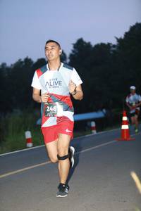 BIB: 246
                            <button type="button" onclick="openModal(6351280)" class="btn btn-primary btn-sm float-right btn-popup" data-toggle="modal" data-target=".modal-high-quality">
                        <i class="fas fa-shopping-cart"></i> Add to Cart
                    </button>
                                            <button type="button" onclick="isThisMe(6351280, true)" class="btn btn-success btn-sm float-right btn-popup btn-isme hidden" data-toggle="tooltip" data-placement="bottom" title="นี่คือรูปของคุณใช่ไหม คลิกที่นี่เพื่อเอาเข้าอัลบั้ม">
                        <i class="fas fa-plus"></i> Add to album
                    </button>
                    <button type="button" onclick="isThisMe(6351280, false)" class="btn btn-warning btn-sm float-right btn-popup btn-isnotme hidden">
                        <i class="fas fa-ban"></i> Remove from album
                    </button>