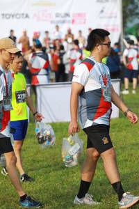 BIB: 215
                            <button type="button" onclick="openModal(6342491)" class="btn btn-primary btn-sm float-right btn-popup" data-toggle="modal" data-target=".modal-high-quality">
                        <i class="fas fa-shopping-cart"></i> Add to Cart
                    </button>
                                            <button type="button" onclick="isThisMe(6342491, true)" class="btn btn-success btn-sm float-right btn-popup btn-isme hidden" data-toggle="tooltip" data-placement="bottom" title="นี่คือรูปของคุณใช่ไหม คลิกที่นี่เพื่อเอาเข้าอัลบั้ม">
                        <i class="fas fa-plus"></i> Add to album
                    </button>
                    <button type="button" onclick="isThisMe(6342491, false)" class="btn btn-warning btn-sm float-right btn-popup btn-isnotme hidden">
                        <i class="fas fa-ban"></i> Remove from album
                    </button>