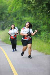 BIB: 6350
                            <button type="button" onclick="openModal(6343437)" class="btn btn-primary btn-sm float-right btn-popup" data-toggle="modal" data-target=".modal-high-quality">
                        <i class="fas fa-shopping-cart"></i> Add to Cart
                    </button>
                                            <button type="button" onclick="isThisMe(6343437, true)" class="btn btn-success btn-sm float-right btn-popup btn-isme hidden" data-toggle="tooltip" data-placement="bottom" title="นี่คือรูปของคุณใช่ไหม คลิกที่นี่เพื่อเอาเข้าอัลบั้ม">
                        <i class="fas fa-plus"></i> Add to album
                    </button>
                    <button type="button" onclick="isThisMe(6343437, false)" class="btn btn-warning btn-sm float-right btn-popup btn-isnotme hidden">
                        <i class="fas fa-ban"></i> Remove from album
                    </button>