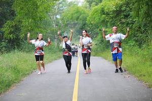 BIB: 714, 7152, 7155
                            <button type="button" onclick="openModal(6343927)" class="btn btn-primary btn-sm float-right btn-popup" data-toggle="modal" data-target=".modal-high-quality">
                        <i class="fas fa-shopping-cart"></i> Add to Cart
                    </button>
                                            <button type="button" onclick="isThisMe(6343927, true)" class="btn btn-success btn-sm float-right btn-popup btn-isme hidden" data-toggle="tooltip" data-placement="bottom" title="นี่คือรูปของคุณใช่ไหม คลิกที่นี่เพื่อเอาเข้าอัลบั้ม">
                        <i class="fas fa-plus"></i> Add to album
                    </button>
                    <button type="button" onclick="isThisMe(6343927, false)" class="btn btn-warning btn-sm float-right btn-popup btn-isnotme hidden">
                        <i class="fas fa-ban"></i> Remove from album
                    </button>