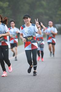 BIB: 
                            <button type="button" onclick="openModal(6354162)" class="btn btn-primary btn-sm float-right btn-popup" data-toggle="modal" data-target=".modal-high-quality">
                        <i class="fas fa-shopping-cart"></i> Add to Cart
                    </button>
                                            <button type="button" onclick="isThisMe(6354162, true)" class="btn btn-success btn-sm float-right btn-popup btn-isme hidden" data-toggle="tooltip" data-placement="bottom" title="นี่คือรูปของคุณใช่ไหม คลิกที่นี่เพื่อเอาเข้าอัลบั้ม">
                        <i class="fas fa-plus"></i> Add to album
                    </button>
                    <button type="button" onclick="isThisMe(6354162, false)" class="btn btn-warning btn-sm float-right btn-popup btn-isnotme hidden">
                        <i class="fas fa-ban"></i> Remove from album
                    </button>