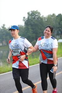 BIB: 7013
                            <button type="button" onclick="openModal(6353542)" class="btn btn-primary btn-sm float-right btn-popup" data-toggle="modal" data-target=".modal-high-quality">
                        <i class="fas fa-shopping-cart"></i> Add to Cart
                    </button>
                                            <button type="button" onclick="isThisMe(6353542, true)" class="btn btn-success btn-sm float-right btn-popup btn-isme hidden" data-toggle="tooltip" data-placement="bottom" title="นี่คือรูปของคุณใช่ไหม คลิกที่นี่เพื่อเอาเข้าอัลบั้ม">
                        <i class="fas fa-plus"></i> Add to album
                    </button>
                    <button type="button" onclick="isThisMe(6353542, false)" class="btn btn-warning btn-sm float-right btn-popup btn-isnotme hidden">
                        <i class="fas fa-ban"></i> Remove from album
                    </button>