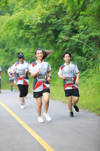 BIB: 6249, 6203, 6233
                            <button type="button" onclick="openModal(6345051)" class="btn btn-primary btn-sm float-right btn-popup" data-toggle="modal" data-target=".modal-high-quality">
                        <i class="fas fa-shopping-cart"></i> Add to Cart
                    </button>
                                            <button type="button" onclick="isThisMe(6345051, true)" class="btn btn-success btn-sm float-right btn-popup btn-isme hidden" data-toggle="tooltip" data-placement="bottom" title="นี่คือรูปของคุณใช่ไหม คลิกที่นี่เพื่อเอาเข้าอัลบั้ม">
                        <i class="fas fa-plus"></i> Add to album
                    </button>
                    <button type="button" onclick="isThisMe(6345051, false)" class="btn btn-warning btn-sm float-right btn-popup btn-isnotme hidden">
                        <i class="fas fa-ban"></i> Remove from album
                    </button>