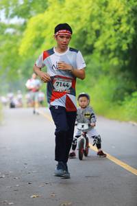 BIB: 7144
                            <button type="button" onclick="openModal(6346353)" class="btn btn-primary btn-sm float-right btn-popup" data-toggle="modal" data-target=".modal-high-quality">
                        <i class="fas fa-shopping-cart"></i> Add to Cart
                    </button>
                                            <button type="button" onclick="isThisMe(6346353, true)" class="btn btn-success btn-sm float-right btn-popup btn-isme hidden" data-toggle="tooltip" data-placement="bottom" title="นี่คือรูปของคุณใช่ไหม คลิกที่นี่เพื่อเอาเข้าอัลบั้ม">
                        <i class="fas fa-plus"></i> Add to album
                    </button>
                    <button type="button" onclick="isThisMe(6346353, false)" class="btn btn-warning btn-sm float-right btn-popup btn-isnotme hidden">
                        <i class="fas fa-ban"></i> Remove from album
                    </button>