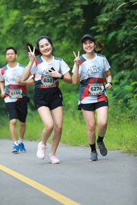 BIB: 6301, 6156, 6274
                            <button type="button" onclick="openModal(6343370)" class="btn btn-primary btn-sm float-right btn-popup" data-toggle="modal" data-target=".modal-high-quality">
                        <i class="fas fa-shopping-cart"></i> Add to Cart
                    </button>
                                            <button type="button" onclick="isThisMe(6343370, true)" class="btn btn-success btn-sm float-right btn-popup btn-isme hidden" data-toggle="tooltip" data-placement="bottom" title="นี่คือรูปของคุณใช่ไหม คลิกที่นี่เพื่อเอาเข้าอัลบั้ม">
                        <i class="fas fa-plus"></i> Add to album
                    </button>
                    <button type="button" onclick="isThisMe(6343370, false)" class="btn btn-warning btn-sm float-right btn-popup btn-isnotme hidden">
                        <i class="fas fa-ban"></i> Remove from album
                    </button>