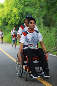 BIB: 7154
                            <button type="button" onclick="openModal(6346417)" class="btn btn-primary btn-sm float-right btn-popup" data-toggle="modal" data-target=".modal-high-quality">
                        <i class="fas fa-shopping-cart"></i> Add to Cart
                    </button>
                                            <button type="button" onclick="isThisMe(6346417, true)" class="btn btn-success btn-sm float-right btn-popup btn-isme hidden" data-toggle="tooltip" data-placement="bottom" title="นี่คือรูปของคุณใช่ไหม คลิกที่นี่เพื่อเอาเข้าอัลบั้ม">
                        <i class="fas fa-plus"></i> Add to album
                    </button>
                    <button type="button" onclick="isThisMe(6346417, false)" class="btn btn-warning btn-sm float-right btn-popup btn-isnotme hidden">
                        <i class="fas fa-ban"></i> Remove from album
                    </button>