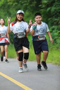 BIB: 6528, 6458
                            <button type="button" onclick="openModal(6343069)" class="btn btn-primary btn-sm float-right btn-popup" data-toggle="modal" data-target=".modal-high-quality">
                        <i class="fas fa-shopping-cart"></i> Add to Cart
                    </button>
                                            <button type="button" onclick="isThisMe(6343069, true)" class="btn btn-success btn-sm float-right btn-popup btn-isme hidden" data-toggle="tooltip" data-placement="bottom" title="นี่คือรูปของคุณใช่ไหม คลิกที่นี่เพื่อเอาเข้าอัลบั้ม">
                        <i class="fas fa-plus"></i> Add to album
                    </button>
                    <button type="button" onclick="isThisMe(6343069, false)" class="btn btn-warning btn-sm float-right btn-popup btn-isnotme hidden">
                        <i class="fas fa-ban"></i> Remove from album
                    </button>