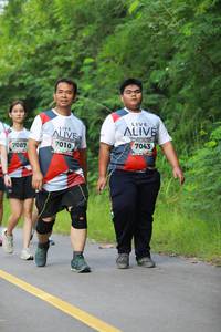 BIB: 7010, 7043, 7087
                            <button type="button" onclick="openModal(6343170)" class="btn btn-primary btn-sm float-right btn-popup" data-toggle="modal" data-target=".modal-high-quality">
                        <i class="fas fa-shopping-cart"></i> Add to Cart
                    </button>
                                            <button type="button" onclick="isThisMe(6343170, true)" class="btn btn-success btn-sm float-right btn-popup btn-isme hidden" data-toggle="tooltip" data-placement="bottom" title="นี่คือรูปของคุณใช่ไหม คลิกที่นี่เพื่อเอาเข้าอัลบั้ม">
                        <i class="fas fa-plus"></i> Add to album
                    </button>
                    <button type="button" onclick="isThisMe(6343170, false)" class="btn btn-warning btn-sm float-right btn-popup btn-isnotme hidden">
                        <i class="fas fa-ban"></i> Remove from album
                    </button>