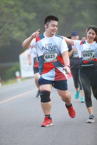 BIB: 6821, 6927
                            <button type="button" onclick="openModal(6349129)" class="btn btn-primary btn-sm float-right btn-popup" data-toggle="modal" data-target=".modal-high-quality">
                        <i class="fas fa-shopping-cart"></i> Add to Cart
                    </button>
                                            <button type="button" onclick="isThisMe(6349129, true)" class="btn btn-success btn-sm float-right btn-popup btn-isme hidden" data-toggle="tooltip" data-placement="bottom" title="นี่คือรูปของคุณใช่ไหม คลิกที่นี่เพื่อเอาเข้าอัลบั้ม">
                        <i class="fas fa-plus"></i> Add to album
                    </button>
                    <button type="button" onclick="isThisMe(6349129, false)" class="btn btn-warning btn-sm float-right btn-popup btn-isnotme hidden">
                        <i class="fas fa-ban"></i> Remove from album
                    </button>