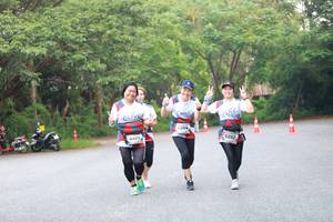 BIB: 6264, 6292, 329
                            <button type="button" onclick="openModal(6346100)" class="btn btn-primary btn-sm float-right btn-popup" data-toggle="modal" data-target=".modal-high-quality">
                        <i class="fas fa-shopping-cart"></i> Add to Cart
                    </button>
                                            <button type="button" onclick="isThisMe(6346100, true)" class="btn btn-success btn-sm float-right btn-popup btn-isme hidden" data-toggle="tooltip" data-placement="bottom" title="นี่คือรูปของคุณใช่ไหม คลิกที่นี่เพื่อเอาเข้าอัลบั้ม">
                        <i class="fas fa-plus"></i> Add to album
                    </button>
                    <button type="button" onclick="isThisMe(6346100, false)" class="btn btn-warning btn-sm float-right btn-popup btn-isnotme hidden">
                        <i class="fas fa-ban"></i> Remove from album
                    </button>