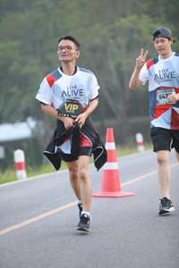 BIB: 642
                            <button type="button" onclick="openModal(6349053)" class="btn btn-primary btn-sm float-right btn-popup" data-toggle="modal" data-target=".modal-high-quality">
                        <i class="fas fa-shopping-cart"></i> Add to Cart
                    </button>
                                            <button type="button" onclick="isThisMe(6349053, true)" class="btn btn-success btn-sm float-right btn-popup btn-isme hidden" data-toggle="tooltip" data-placement="bottom" title="นี่คือรูปของคุณใช่ไหม คลิกที่นี่เพื่อเอาเข้าอัลบั้ม">
                        <i class="fas fa-plus"></i> Add to album
                    </button>
                    <button type="button" onclick="isThisMe(6349053, false)" class="btn btn-warning btn-sm float-right btn-popup btn-isnotme hidden">
                        <i class="fas fa-ban"></i> Remove from album
                    </button>