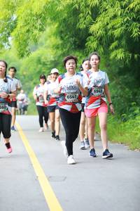 BIB: 6943, 6541, 560
                            <button type="button" onclick="openModal(6344424)" class="btn btn-primary btn-sm float-right btn-popup" data-toggle="modal" data-target=".modal-high-quality">
                        <i class="fas fa-shopping-cart"></i> Add to Cart
                    </button>
                                            <button type="button" onclick="isThisMe(6344424, true)" class="btn btn-success btn-sm float-right btn-popup btn-isme hidden" data-toggle="tooltip" data-placement="bottom" title="นี่คือรูปของคุณใช่ไหม คลิกที่นี่เพื่อเอาเข้าอัลบั้ม">
                        <i class="fas fa-plus"></i> Add to album
                    </button>
                    <button type="button" onclick="isThisMe(6344424, false)" class="btn btn-warning btn-sm float-right btn-popup btn-isnotme hidden">
                        <i class="fas fa-ban"></i> Remove from album
                    </button>