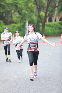 BIB: 6925
                            <button type="button" onclick="openModal(6346092)" class="btn btn-primary btn-sm float-right btn-popup" data-toggle="modal" data-target=".modal-high-quality">
                        <i class="fas fa-shopping-cart"></i> Add to Cart
                    </button>
                                            <button type="button" onclick="isThisMe(6346092, true)" class="btn btn-success btn-sm float-right btn-popup btn-isme hidden" data-toggle="tooltip" data-placement="bottom" title="นี่คือรูปของคุณใช่ไหม คลิกที่นี่เพื่อเอาเข้าอัลบั้ม">
                        <i class="fas fa-plus"></i> Add to album
                    </button>
                    <button type="button" onclick="isThisMe(6346092, false)" class="btn btn-warning btn-sm float-right btn-popup btn-isnotme hidden">
                        <i class="fas fa-ban"></i> Remove from album
                    </button>