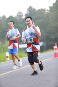 BIB: 6123
                            <button type="button" onclick="openModal(6350428)" class="btn btn-primary btn-sm float-right btn-popup" data-toggle="modal" data-target=".modal-high-quality">
                        <i class="fas fa-shopping-cart"></i> Add to Cart
                    </button>
                                            <button type="button" onclick="isThisMe(6350428, true)" class="btn btn-success btn-sm float-right btn-popup btn-isme hidden" data-toggle="tooltip" data-placement="bottom" title="นี่คือรูปของคุณใช่ไหม คลิกที่นี่เพื่อเอาเข้าอัลบั้ม">
                        <i class="fas fa-plus"></i> Add to album
                    </button>
                    <button type="button" onclick="isThisMe(6350428, false)" class="btn btn-warning btn-sm float-right btn-popup btn-isnotme hidden">
                        <i class="fas fa-ban"></i> Remove from album
                    </button>