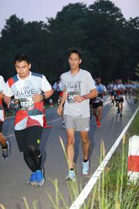 BIB: 820
                            <button type="button" onclick="openModal(6352437)" class="btn btn-primary btn-sm float-right btn-popup" data-toggle="modal" data-target=".modal-high-quality">
                        <i class="fas fa-shopping-cart"></i> Add to Cart
                    </button>
                                            <button type="button" onclick="isThisMe(6352437, true)" class="btn btn-success btn-sm float-right btn-popup btn-isme hidden" data-toggle="tooltip" data-placement="bottom" title="นี่คือรูปของคุณใช่ไหม คลิกที่นี่เพื่อเอาเข้าอัลบั้ม">
                        <i class="fas fa-plus"></i> Add to album
                    </button>
                    <button type="button" onclick="isThisMe(6352437, false)" class="btn btn-warning btn-sm float-right btn-popup btn-isnotme hidden">
                        <i class="fas fa-ban"></i> Remove from album
                    </button>