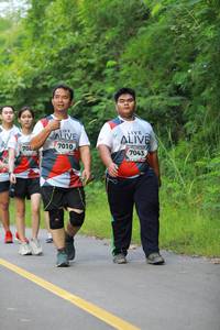 BIB: 7010, 708, 7043
                            <button type="button" onclick="openModal(6343165)" class="btn btn-primary btn-sm float-right btn-popup" data-toggle="modal" data-target=".modal-high-quality">
                        <i class="fas fa-shopping-cart"></i> Add to Cart
                    </button>
                                            <button type="button" onclick="isThisMe(6343165, true)" class="btn btn-success btn-sm float-right btn-popup btn-isme hidden" data-toggle="tooltip" data-placement="bottom" title="นี่คือรูปของคุณใช่ไหม คลิกที่นี่เพื่อเอาเข้าอัลบั้ม">
                        <i class="fas fa-plus"></i> Add to album
                    </button>
                    <button type="button" onclick="isThisMe(6343165, false)" class="btn btn-warning btn-sm float-right btn-popup btn-isnotme hidden">
                        <i class="fas fa-ban"></i> Remove from album
                    </button>