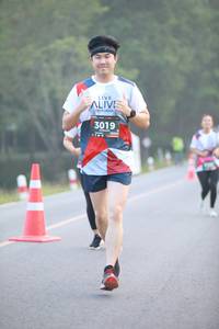 BIB: 3019
                            <button type="button" onclick="openModal(6348064)" class="btn btn-primary btn-sm float-right btn-popup" data-toggle="modal" data-target=".modal-high-quality">
                        <i class="fas fa-shopping-cart"></i> Add to Cart
                    </button>
                                            <button type="button" onclick="isThisMe(6348064, true)" class="btn btn-success btn-sm float-right btn-popup btn-isme hidden" data-toggle="tooltip" data-placement="bottom" title="นี่คือรูปของคุณใช่ไหม คลิกที่นี่เพื่อเอาเข้าอัลบั้ม">
                        <i class="fas fa-plus"></i> Add to album
                    </button>
                    <button type="button" onclick="isThisMe(6348064, false)" class="btn btn-warning btn-sm float-right btn-popup btn-isnotme hidden">
                        <i class="fas fa-ban"></i> Remove from album
                    </button>