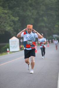 BIB: 2106
                            <button type="button" onclick="openModal(6353821)" class="btn btn-primary btn-sm float-right btn-popup" data-toggle="modal" data-target=".modal-high-quality">
                        <i class="fas fa-shopping-cart"></i> Add to Cart
                    </button>
                                            <button type="button" onclick="isThisMe(6353821, true)" class="btn btn-success btn-sm float-right btn-popup btn-isme hidden" data-toggle="tooltip" data-placement="bottom" title="นี่คือรูปของคุณใช่ไหม คลิกที่นี่เพื่อเอาเข้าอัลบั้ม">
                        <i class="fas fa-plus"></i> Add to album
                    </button>
                    <button type="button" onclick="isThisMe(6353821, false)" class="btn btn-warning btn-sm float-right btn-popup btn-isnotme hidden">
                        <i class="fas fa-ban"></i> Remove from album
                    </button>