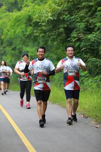 BIB: 6803, 6836
                            <button type="button" onclick="openModal(6345105)" class="btn btn-primary btn-sm float-right btn-popup" data-toggle="modal" data-target=".modal-high-quality">
                        <i class="fas fa-shopping-cart"></i> Add to Cart
                    </button>
                                            <button type="button" onclick="isThisMe(6345105, true)" class="btn btn-success btn-sm float-right btn-popup btn-isme hidden" data-toggle="tooltip" data-placement="bottom" title="นี่คือรูปของคุณใช่ไหม คลิกที่นี่เพื่อเอาเข้าอัลบั้ม">
                        <i class="fas fa-plus"></i> Add to album
                    </button>
                    <button type="button" onclick="isThisMe(6345105, false)" class="btn btn-warning btn-sm float-right btn-popup btn-isnotme hidden">
                        <i class="fas fa-ban"></i> Remove from album
                    </button>