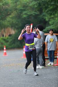 BIB: 6909
                            <button type="button" onclick="openModal(6346193)" class="btn btn-primary btn-sm float-right btn-popup" data-toggle="modal" data-target=".modal-high-quality">
                        <i class="fas fa-shopping-cart"></i> Add to Cart
                    </button>
                                            <button type="button" onclick="isThisMe(6346193, true)" class="btn btn-success btn-sm float-right btn-popup btn-isme hidden" data-toggle="tooltip" data-placement="bottom" title="นี่คือรูปของคุณใช่ไหม คลิกที่นี่เพื่อเอาเข้าอัลบั้ม">
                        <i class="fas fa-plus"></i> Add to album
                    </button>
                    <button type="button" onclick="isThisMe(6346193, false)" class="btn btn-warning btn-sm float-right btn-popup btn-isnotme hidden">
                        <i class="fas fa-ban"></i> Remove from album
                    </button>