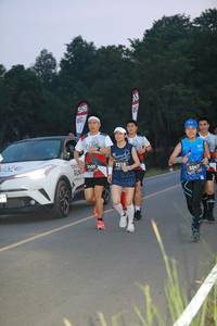 BIB: 2450, 2218, 3047
                            <button type="button" onclick="openModal(6352587)" class="btn btn-primary btn-sm float-right btn-popup" data-toggle="modal" data-target=".modal-high-quality">
                        <i class="fas fa-shopping-cart"></i> Add to Cart
                    </button>
                                            <button type="button" onclick="isThisMe(6352587, true)" class="btn btn-success btn-sm float-right btn-popup btn-isme hidden" data-toggle="tooltip" data-placement="bottom" title="นี่คือรูปของคุณใช่ไหม คลิกที่นี่เพื่อเอาเข้าอัลบั้ม">
                        <i class="fas fa-plus"></i> Add to album
                    </button>
                    <button type="button" onclick="isThisMe(6352587, false)" class="btn btn-warning btn-sm float-right btn-popup btn-isnotme hidden">
                        <i class="fas fa-ban"></i> Remove from album
                    </button>