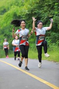 BIB: 6564, 
                            <button type="button" onclick="openModal(6343252)" class="btn btn-primary btn-sm float-right btn-popup" data-toggle="modal" data-target=".modal-high-quality">
                        <i class="fas fa-shopping-cart"></i> Add to Cart
                    </button>
                                            <button type="button" onclick="isThisMe(6343252, true)" class="btn btn-success btn-sm float-right btn-popup btn-isme hidden" data-toggle="tooltip" data-placement="bottom" title="นี่คือรูปของคุณใช่ไหม คลิกที่นี่เพื่อเอาเข้าอัลบั้ม">
                        <i class="fas fa-plus"></i> Add to album
                    </button>
                    <button type="button" onclick="isThisMe(6343252, false)" class="btn btn-warning btn-sm float-right btn-popup btn-isnotme hidden">
                        <i class="fas fa-ban"></i> Remove from album
                    </button>