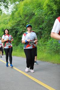 BIB: 6926, 6164
                            <button type="button" onclick="openModal(6343095)" class="btn btn-primary btn-sm float-right btn-popup" data-toggle="modal" data-target=".modal-high-quality">
                        <i class="fas fa-shopping-cart"></i> Add to Cart
                    </button>
                                            <button type="button" onclick="isThisMe(6343095, true)" class="btn btn-success btn-sm float-right btn-popup btn-isme hidden" data-toggle="tooltip" data-placement="bottom" title="นี่คือรูปของคุณใช่ไหม คลิกที่นี่เพื่อเอาเข้าอัลบั้ม">
                        <i class="fas fa-plus"></i> Add to album
                    </button>
                    <button type="button" onclick="isThisMe(6343095, false)" class="btn btn-warning btn-sm float-right btn-popup btn-isnotme hidden">
                        <i class="fas fa-ban"></i> Remove from album
                    </button>