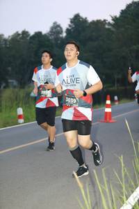 BIB: 285, 3039
                            <button type="button" onclick="openModal(6353145)" class="btn btn-primary btn-sm float-right btn-popup" data-toggle="modal" data-target=".modal-high-quality">
                        <i class="fas fa-shopping-cart"></i> Add to Cart
                    </button>
                                            <button type="button" onclick="isThisMe(6353145, true)" class="btn btn-success btn-sm float-right btn-popup btn-isme hidden" data-toggle="tooltip" data-placement="bottom" title="นี่คือรูปของคุณใช่ไหม คลิกที่นี่เพื่อเอาเข้าอัลบั้ม">
                        <i class="fas fa-plus"></i> Add to album
                    </button>
                    <button type="button" onclick="isThisMe(6353145, false)" class="btn btn-warning btn-sm float-right btn-popup btn-isnotme hidden">
                        <i class="fas fa-ban"></i> Remove from album
                    </button>