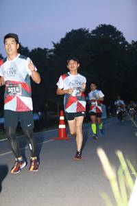 BIB: 3014
                            <button type="button" onclick="openModal(6351099)" class="btn btn-primary btn-sm float-right btn-popup" data-toggle="modal" data-target=".modal-high-quality">
                        <i class="fas fa-shopping-cart"></i> Add to Cart
                    </button>
                                            <button type="button" onclick="isThisMe(6351099, true)" class="btn btn-success btn-sm float-right btn-popup btn-isme hidden" data-toggle="tooltip" data-placement="bottom" title="นี่คือรูปของคุณใช่ไหม คลิกที่นี่เพื่อเอาเข้าอัลบั้ม">
                        <i class="fas fa-plus"></i> Add to album
                    </button>
                    <button type="button" onclick="isThisMe(6351099, false)" class="btn btn-warning btn-sm float-right btn-popup btn-isnotme hidden">
                        <i class="fas fa-ban"></i> Remove from album
                    </button>