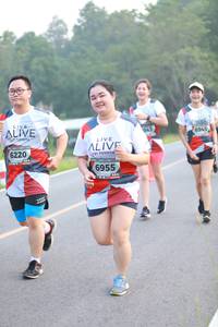 BIB: 6945, 6220, 6955
                            <button type="button" onclick="openModal(6351692)" class="btn btn-primary btn-sm float-right btn-popup" data-toggle="modal" data-target=".modal-high-quality">
                        <i class="fas fa-shopping-cart"></i> Add to Cart
                    </button>
                                            <button type="button" onclick="isThisMe(6351692, true)" class="btn btn-success btn-sm float-right btn-popup btn-isme hidden" data-toggle="tooltip" data-placement="bottom" title="นี่คือรูปของคุณใช่ไหม คลิกที่นี่เพื่อเอาเข้าอัลบั้ม">
                        <i class="fas fa-plus"></i> Add to album
                    </button>
                    <button type="button" onclick="isThisMe(6351692, false)" class="btn btn-warning btn-sm float-right btn-popup btn-isnotme hidden">
                        <i class="fas fa-ban"></i> Remove from album
                    </button>