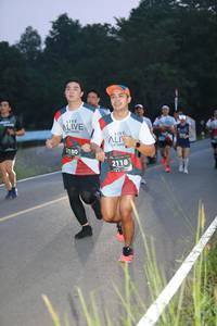 BIB: 2180, 2118
                            <button type="button" onclick="openModal(6352564)" class="btn btn-primary btn-sm float-right btn-popup" data-toggle="modal" data-target=".modal-high-quality">
                        <i class="fas fa-shopping-cart"></i> Add to Cart
                    </button>
                                            <button type="button" onclick="isThisMe(6352564, true)" class="btn btn-success btn-sm float-right btn-popup btn-isme hidden" data-toggle="tooltip" data-placement="bottom" title="นี่คือรูปของคุณใช่ไหม คลิกที่นี่เพื่อเอาเข้าอัลบั้ม">
                        <i class="fas fa-plus"></i> Add to album
                    </button>
                    <button type="button" onclick="isThisMe(6352564, false)" class="btn btn-warning btn-sm float-right btn-popup btn-isnotme hidden">
                        <i class="fas fa-ban"></i> Remove from album
                    </button>