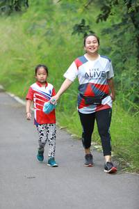 BIB: 
                            <button type="button" onclick="openModal(6341775)" class="btn btn-primary btn-sm float-right btn-popup" data-toggle="modal" data-target=".modal-high-quality">
                        <i class="fas fa-shopping-cart"></i> Add to Cart
                    </button>
                                            <button type="button" onclick="isThisMe(6341775, true)" class="btn btn-success btn-sm float-right btn-popup btn-isme hidden" data-toggle="tooltip" data-placement="bottom" title="นี่คือรูปของคุณใช่ไหม คลิกที่นี่เพื่อเอาเข้าอัลบั้ม">
                        <i class="fas fa-plus"></i> Add to album
                    </button>
                    <button type="button" onclick="isThisMe(6341775, false)" class="btn btn-warning btn-sm float-right btn-popup btn-isnotme hidden">
                        <i class="fas fa-ban"></i> Remove from album
                    </button>