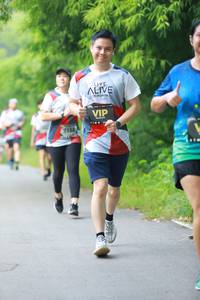 BIB: 7158
                            <button type="button" onclick="openModal(6346883)" class="btn btn-primary btn-sm float-right btn-popup" data-toggle="modal" data-target=".modal-high-quality">
                        <i class="fas fa-shopping-cart"></i> Add to Cart
                    </button>
                                            <button type="button" onclick="isThisMe(6346883, true)" class="btn btn-success btn-sm float-right btn-popup btn-isme hidden" data-toggle="tooltip" data-placement="bottom" title="นี่คือรูปของคุณใช่ไหม คลิกที่นี่เพื่อเอาเข้าอัลบั้ม">
                        <i class="fas fa-plus"></i> Add to album
                    </button>
                    <button type="button" onclick="isThisMe(6346883, false)" class="btn btn-warning btn-sm float-right btn-popup btn-isnotme hidden">
                        <i class="fas fa-ban"></i> Remove from album
                    </button>