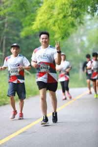 BIB: 6703, 6158
                            <button type="button" onclick="openModal(6346595)" class="btn btn-primary btn-sm float-right btn-popup" data-toggle="modal" data-target=".modal-high-quality">
                        <i class="fas fa-shopping-cart"></i> Add to Cart
                    </button>
                                            <button type="button" onclick="isThisMe(6346595, true)" class="btn btn-success btn-sm float-right btn-popup btn-isme hidden" data-toggle="tooltip" data-placement="bottom" title="นี่คือรูปของคุณใช่ไหม คลิกที่นี่เพื่อเอาเข้าอัลบั้ม">
                        <i class="fas fa-plus"></i> Add to album
                    </button>
                    <button type="button" onclick="isThisMe(6346595, false)" class="btn btn-warning btn-sm float-right btn-popup btn-isnotme hidden">
                        <i class="fas fa-ban"></i> Remove from album
                    </button>