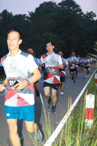 BIB: 2105
                            <button type="button" onclick="openModal(6352356)" class="btn btn-primary btn-sm float-right btn-popup" data-toggle="modal" data-target=".modal-high-quality">
                        <i class="fas fa-shopping-cart"></i> Add to Cart
                    </button>
                                            <button type="button" onclick="isThisMe(6352356, true)" class="btn btn-success btn-sm float-right btn-popup btn-isme hidden" data-toggle="tooltip" data-placement="bottom" title="นี่คือรูปของคุณใช่ไหม คลิกที่นี่เพื่อเอาเข้าอัลบั้ม">
                        <i class="fas fa-plus"></i> Add to album
                    </button>
                    <button type="button" onclick="isThisMe(6352356, false)" class="btn btn-warning btn-sm float-right btn-popup btn-isnotme hidden">
                        <i class="fas fa-ban"></i> Remove from album
                    </button>